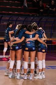 体育博弈深度：解析“网球滚球”中，发球方在 0-40 落后时的赔率波动与逆转概率。（透视网球滚球：发球方0-40落后时的赔率波动与逆转概率）