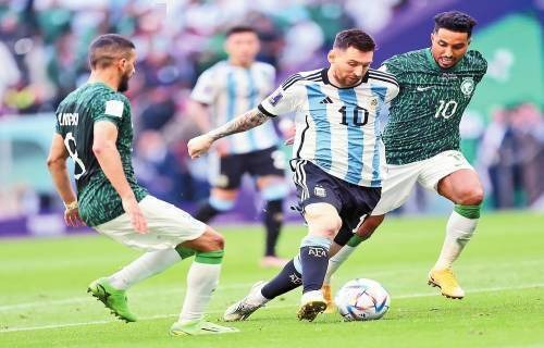 前R星大佬谈《三男一狗》虚构教派：有玩家竟真崇拜它